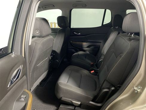 Certified 2023 GMC Acadia SLE w/ Driver Convenience Package image 21