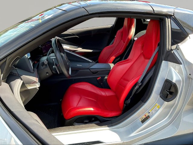 Used 2021 Chevrolet Corvette Stingray Convertible w/ Z51 Performance Package RWD image 21