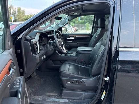 Used 2023 GMC Sierra 1500 Denali w/ Technology Package AWD/4WD image 14