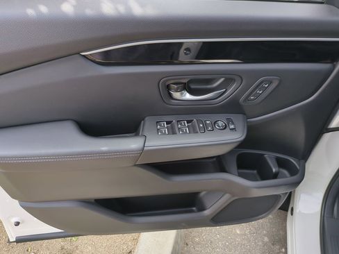 Used 2025 Honda Pilot EX-L image 21