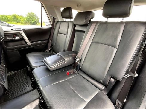 Used 2024 Toyota 4Runner Limited RWD image 19