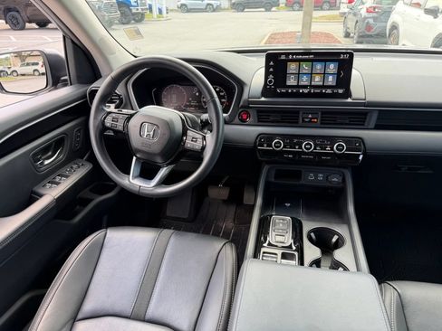 Used 2023 Honda Pilot EX-L image 19