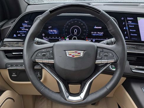 Used 2024 Cadillac Escalade Premium Luxury w/ LPO, Floor Liner Package AWD/4WD image 20