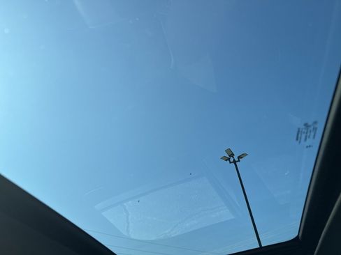 New 2025 Jeep Grand Cherokee Altitude image 35