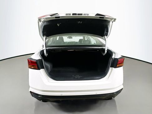Used 2024 Nissan Altima 2.5 SR FWD image 33