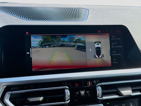 Used 2022 BMW M4 xDrive Competition w/ Executive Package image 14