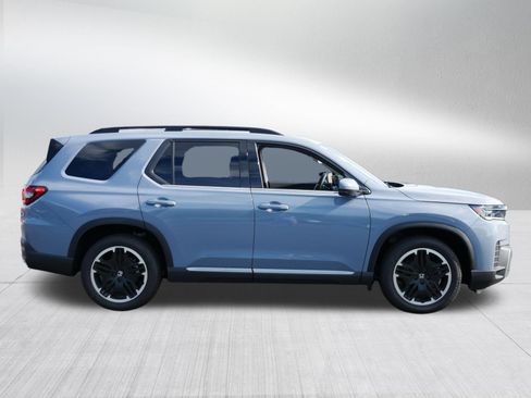Certified 2026 Honda Pilot Touring image 9