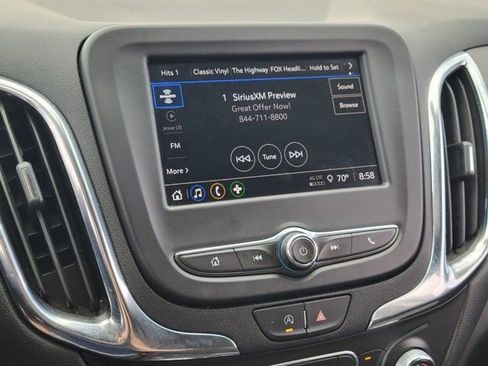 Used 2023 Chevrolet Equinox LT image 20