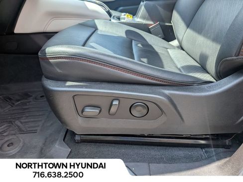 Used 2023 GMC Canyon AT4X AWD/4WD image 29
