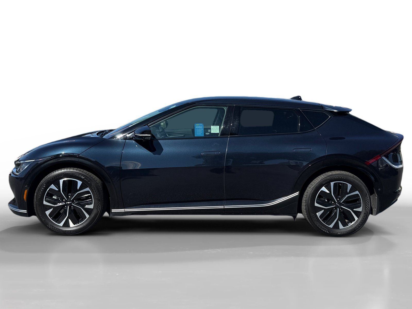 Certified 2024 Kia EV6 Wind w/ Wind Technology Package RWD image 2