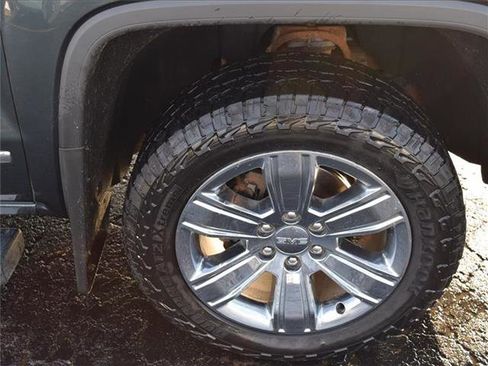 Used 2018 GMC Sierra 1500 SLT image 48