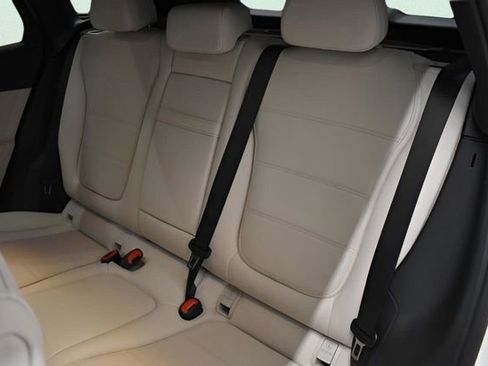 New 2026 Mercedes-Benz GLC 300 4MATIC image 7