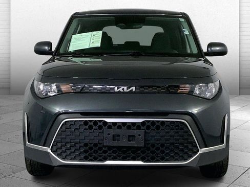 Used 2025 Kia Soul LX w/ LX Technology Package image 2