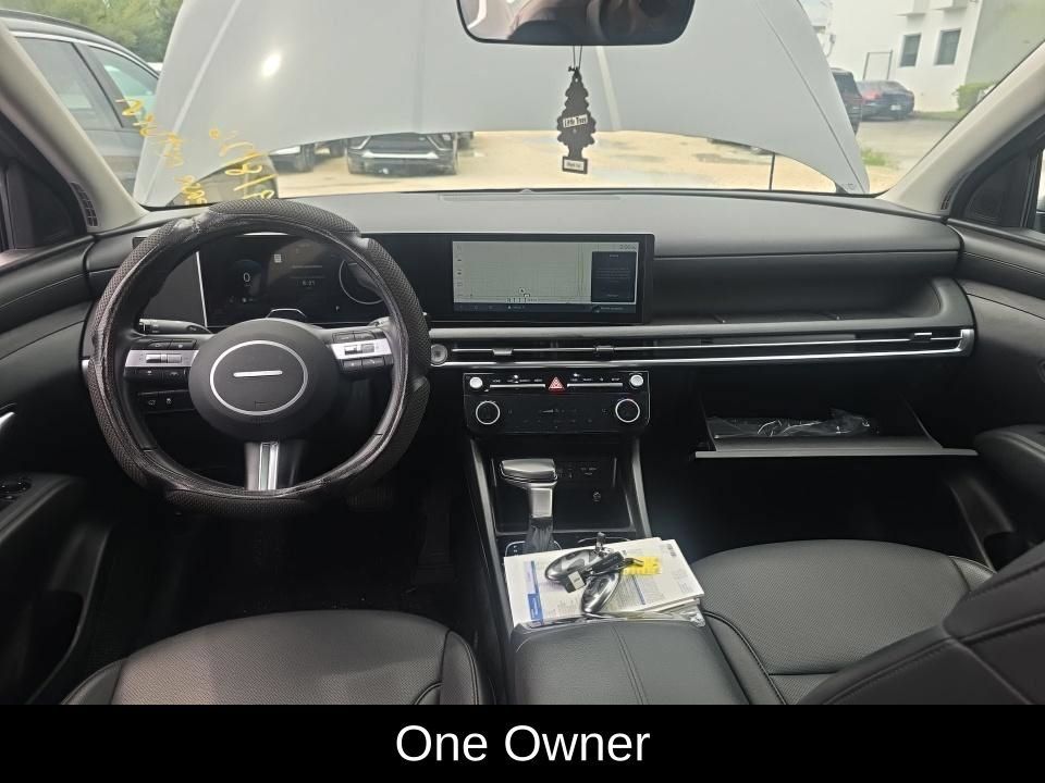 Used 2025 Hyundai Tucson SEL FWD image 3