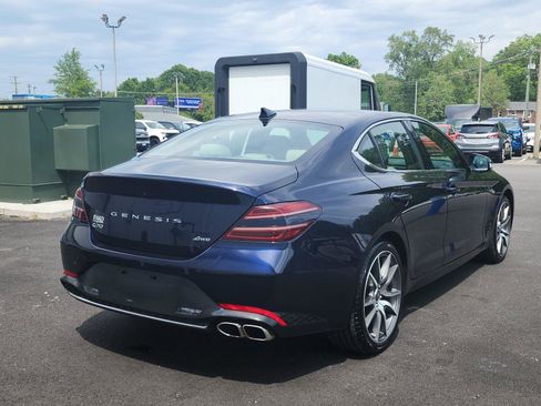 Used 2023 Genesis G70 2.0T AWD/4WD image 5