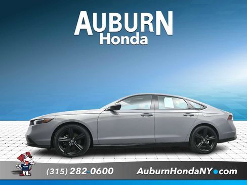 Used 2024 Honda Accord Sport image 1