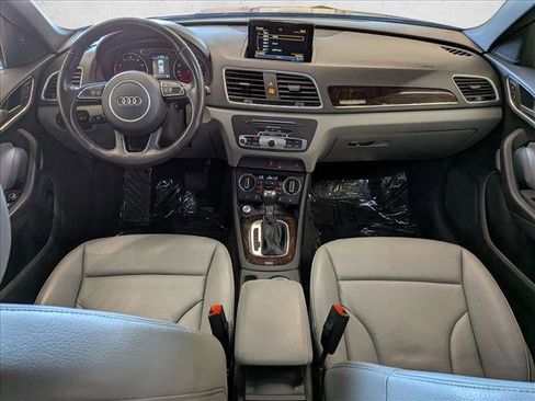 Used 2018 Audi Q3 2.0T Premium Plus w/ Premium Plus Package AWD/4WD image 20