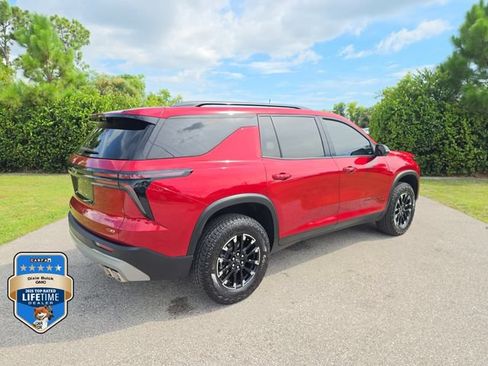 Certified 2026 Chevrolet Traverse Z71 w/ Driver Confidence Package AWD/4WD image 4