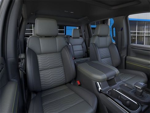 New 2025 Chevrolet Silverado 1500 ZR2 w/ Technology Package image 17