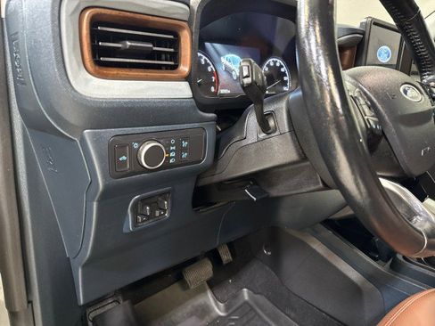 Used 2022 Ford Maverick Lariat w/ Lariat Luxury Package image 21