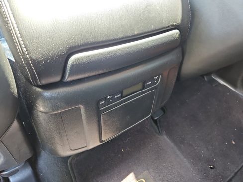 Used 2017 INFINITI QX80 2WD w/ Driver Assistance Package image 12