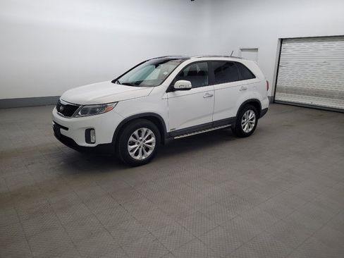 Used 2015 Kia Sorento EX w/ EX V6 Touring Package AWD/4WD image 2