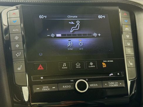 Used 2020 INFINITI QX50 Luxe FWD image 17