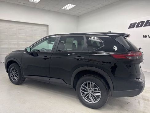 Used 2024 Nissan Rogue S AWD/4WD image 7