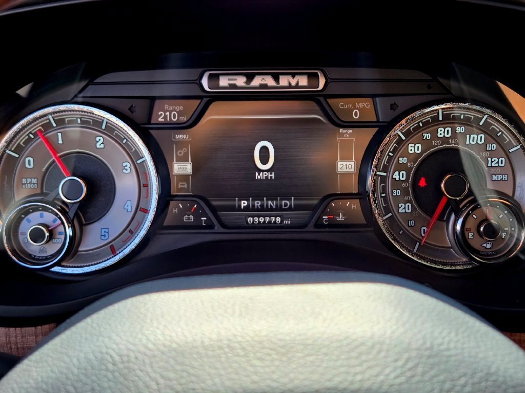 Used 2022 RAM 2500 Limited AWD/4WD image 26