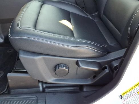 Used 2025 Ford Bronco Badlands AWD/4WD image 5