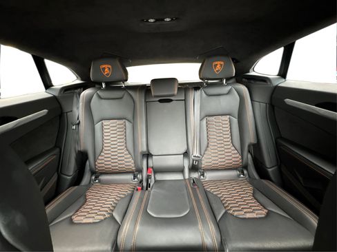 Used 2021 Lamborghini Urus image 15