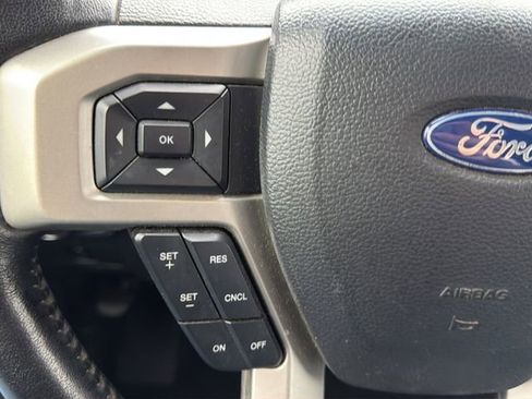 Used 2022 Ford F250 Lariat w/ Tremor Off-Road Package image 23