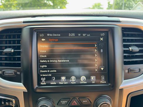 Used 2017 RAM 1500 Big Horn AWD/4WD image 64