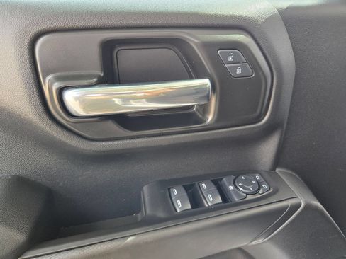 Certified 2025 Chevrolet Silverado 1500 Custom Trail Boss w/ Dark Appearance Package AWD/4WD image 18