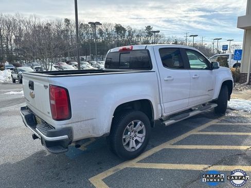 Used 2017 Chevrolet Colorado LT w/ LT Convenience Package image 2
