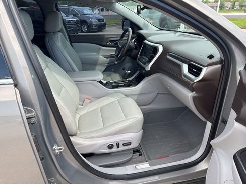 Used 2019 GMC Acadia SLT FWD image 29