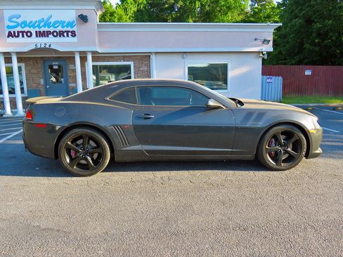 Used 2015 Chevrolet Camaro SS Coupe w/ RS PACKAGE w/ RS Package RWD image 6