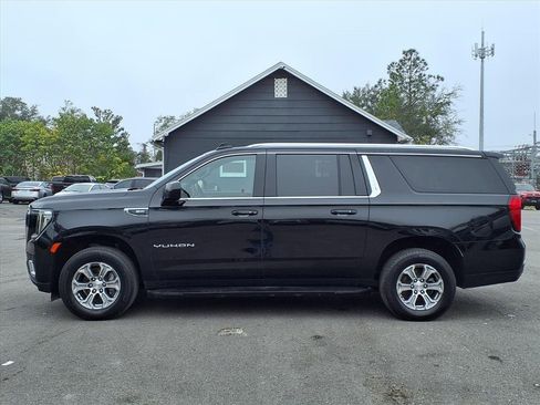 Used 2024 GMC Yukon XL SLE image 4