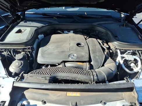 Used 2022 Mercedes-Benz GLC 300 4MATIC image 28