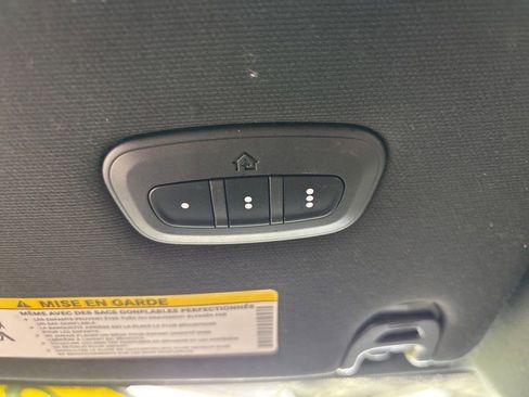 Used 2020 RAM 2500 Laramie AWD/4WD image 35