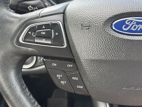 Certified 2019 Ford Escape SEL AWD/4WD image 16