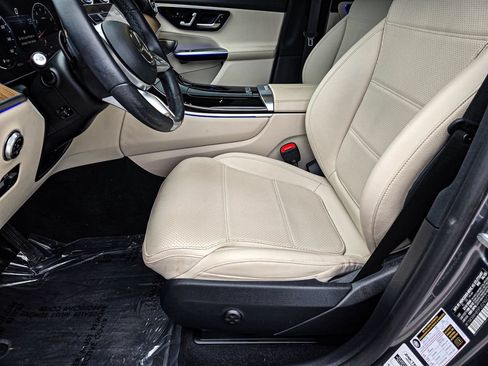 Used 2023 Mercedes-Benz GLC 300 4MATIC image 14