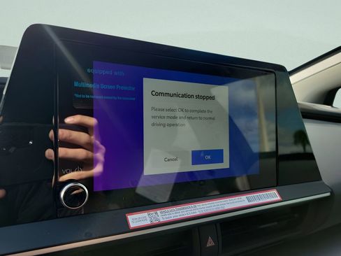 New 2026 Toyota Prius LE FWD image 19