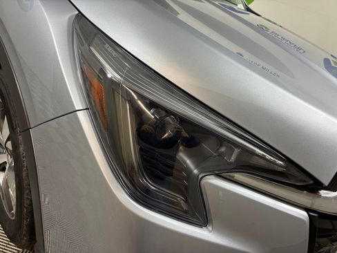 Used 2024 Subaru Ascent Premium w/ Convenience Package image 32