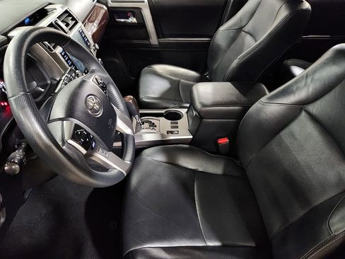 Used 2022 Toyota 4Runner Limited RWD image 31