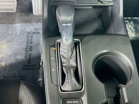 Used 2025 Honda Civic Sport image 24