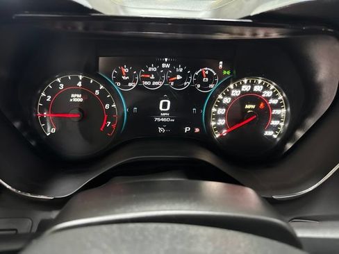 Used 2018 Chevrolet Camaro SS RWD image 16