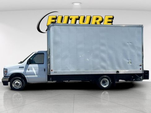 Used 2022 Ford E-450 and Econoline 450 Super Duty w/ Power Windows & Locks Group image 7