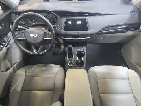 Used 2023 Cadillac XT4 Premium Luxury w/ Enhanced Visibility Package FWD image 10