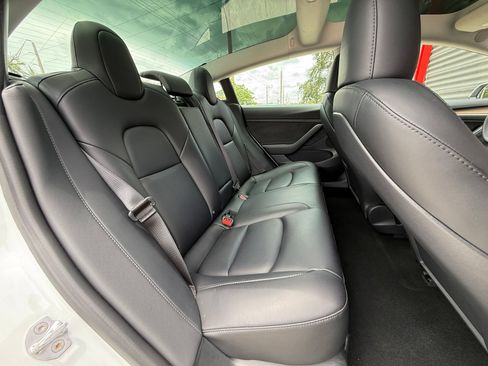 Used 2023 Tesla Model 3 Standard Range RWD image 19